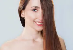 Haj Detox. Hogyan lehet eltávolítani a szilikon lerakódását a hajról és a fejbőrről?