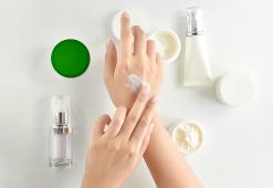 Hogyan ápoljuk a kezünket? Olajos manikűr otthon, természetes kezelések és kézfürdők